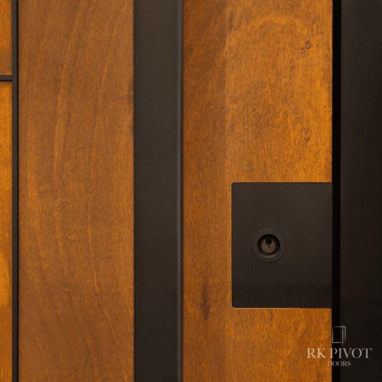 Drzwi RK Pivot Doors - drzwi pivot z czarnymi dodatkami - prodema prodex - Selvaggio