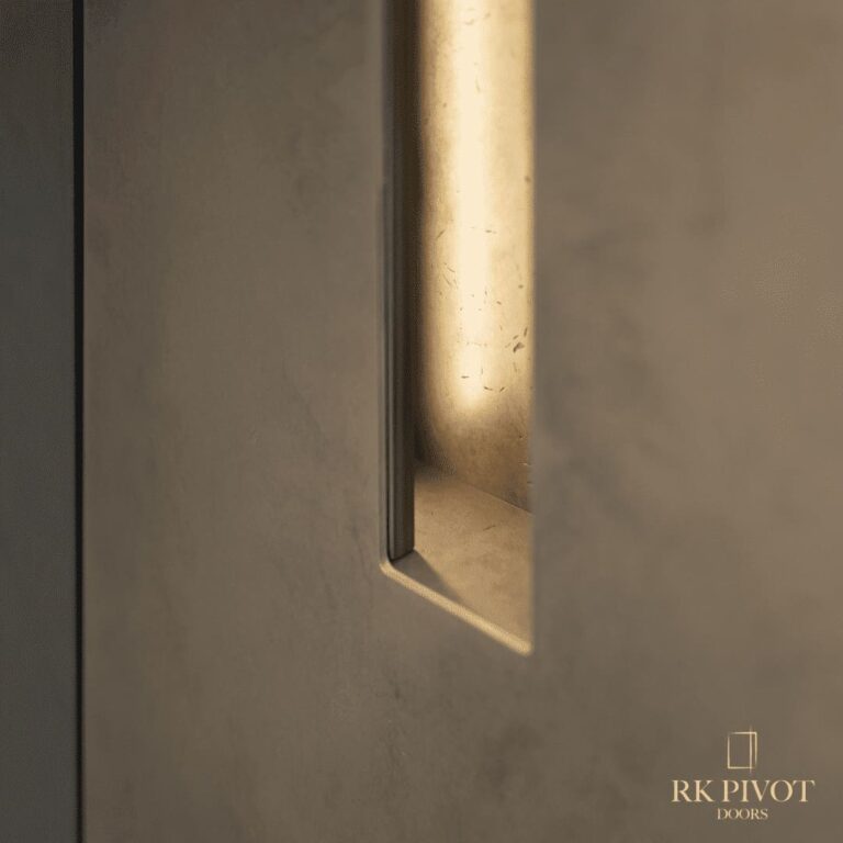RK-Pivot-Doors-drzwi-pivot-z-pochwytem-wpuszczanym