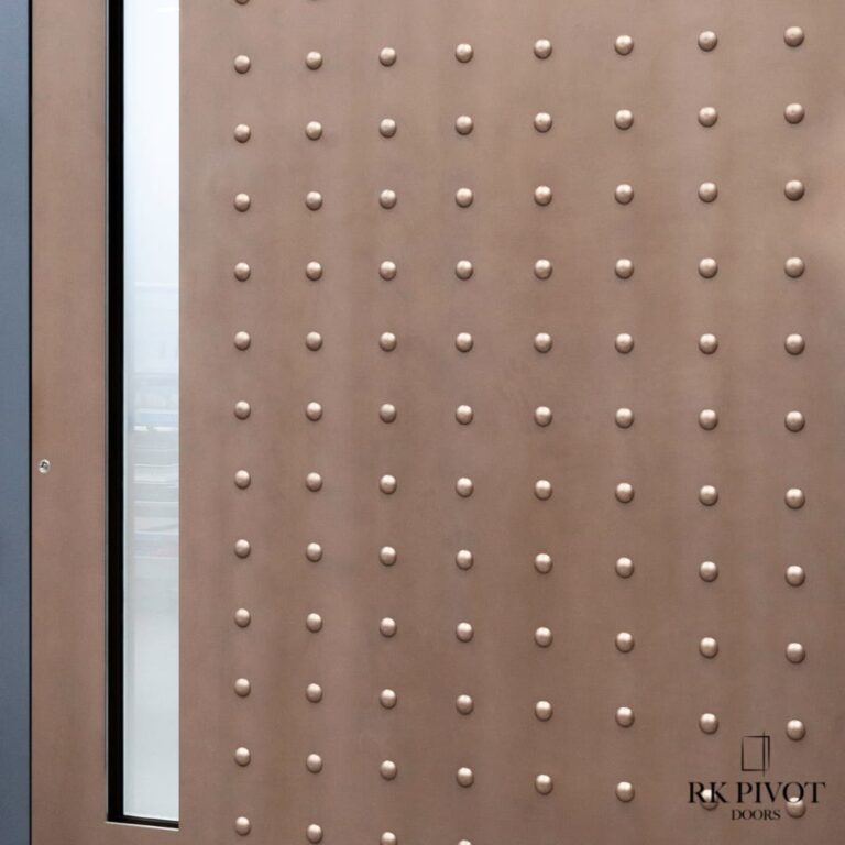 Drzwi Pivot- płynny metal - Troya