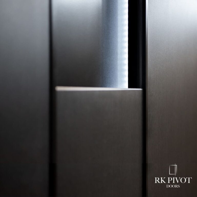 RK Pivot ekskluzywne drzwi zewnętrzne - drzwi nowoczesne z klamką w kształcie kasety