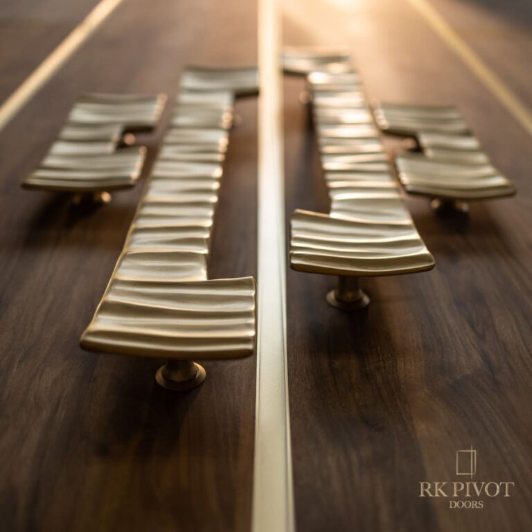 RK Pivot Doors - Alchemie